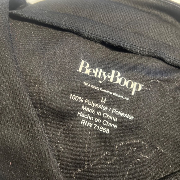 Never worn Betty Boop Crop top - Picture 5 of 5